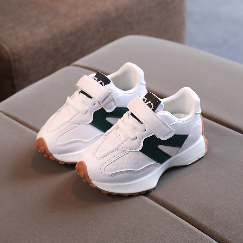 Children's sports shoes 2022 autumn new boys and girls leather White shoes Korean version of small and medium-sized children's students running shoes