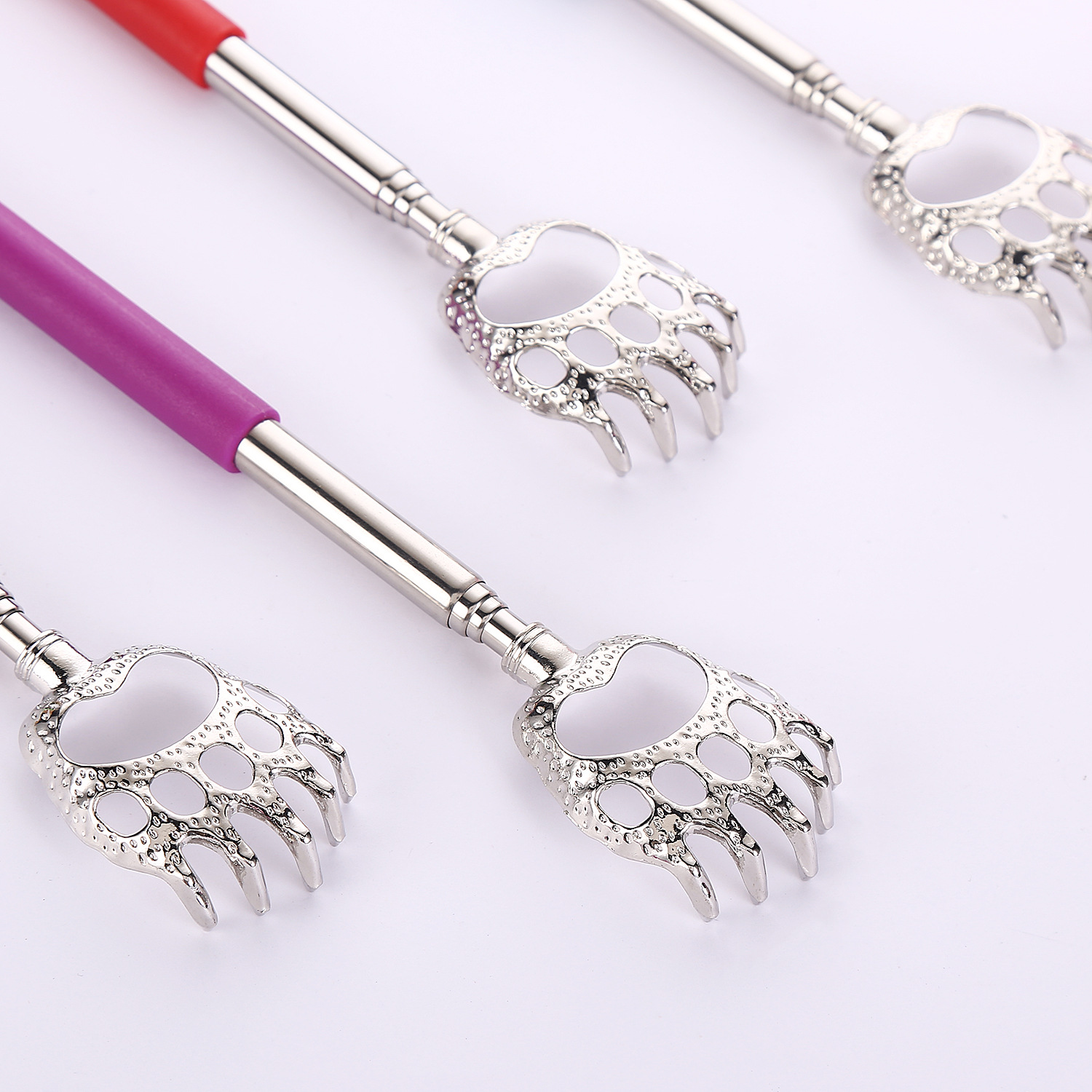 Bear claw stainless steel tickle massage device does not require people stainless steel telescopic tickle tickle tickle device