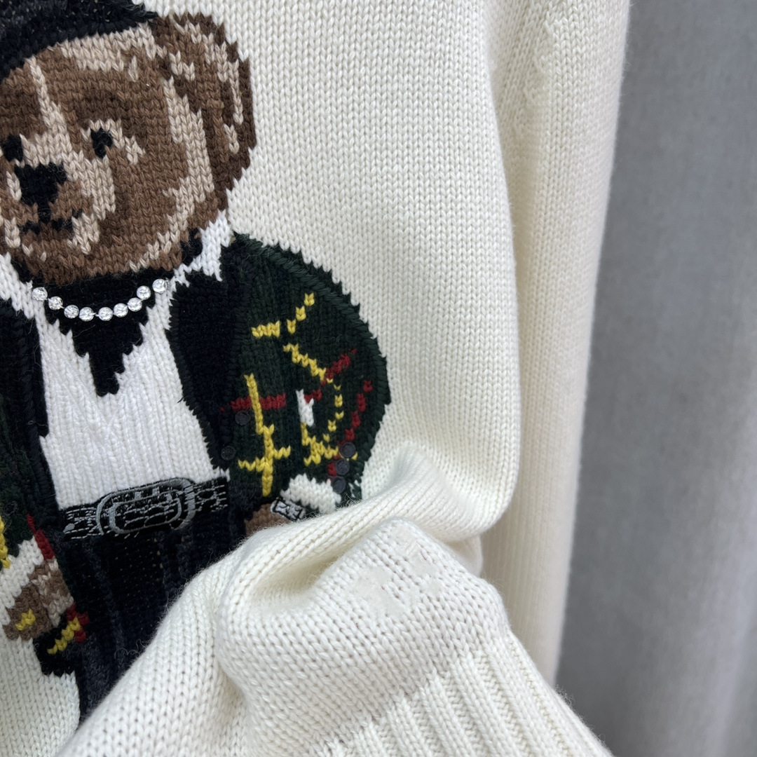 2023 autumn and winter New Wool heavy industry cartoon bear round neck college age-reducing versatile sweater for men and women