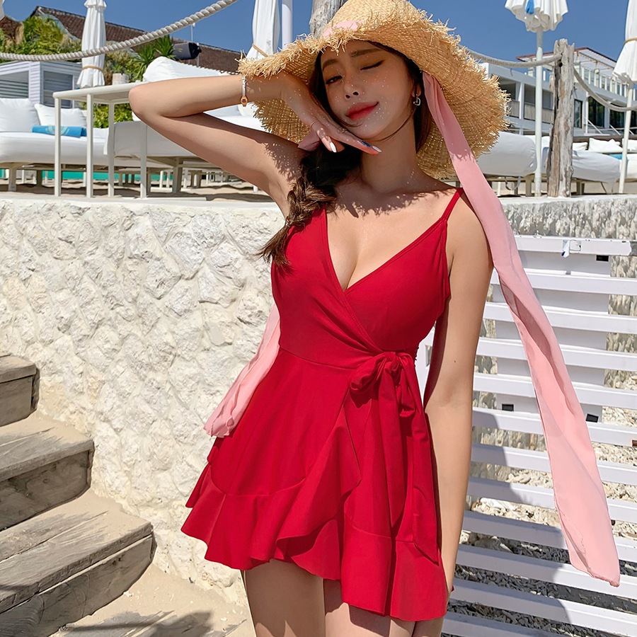 South Korea one-piece swimsuit deep V sexy strap waist-tight skirt-style swimsuit candy-colored boxer hot spring swimsuit
