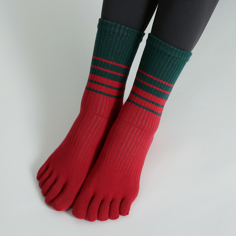 Professional autumn and winter parallel bars long tube yoga leg ladies five-finger socks toe non-slip floor jumping exercise running Pilates