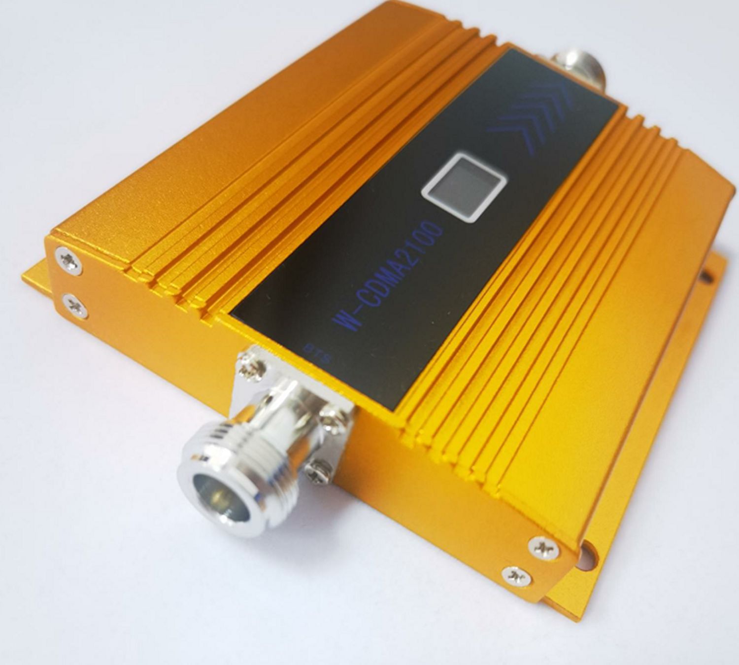 A generation of mobile phone signal amplifier WCDMA2100MHZ enhanced 3G Internet signal receiving amplifier