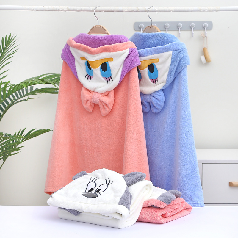 Toalla de baño los niños capa con capucha bebé recién nacido Albornoz invierno gruesa niños y niñas pueden usar absorbente dibujos animados