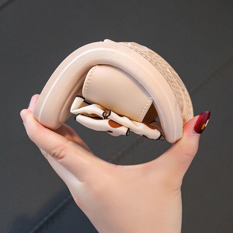 Children's Slippers Little Princess Girls' Summer Cute Outer Wear Bow Sandals Small Children's Soft Sole Indoor Children's Shoes