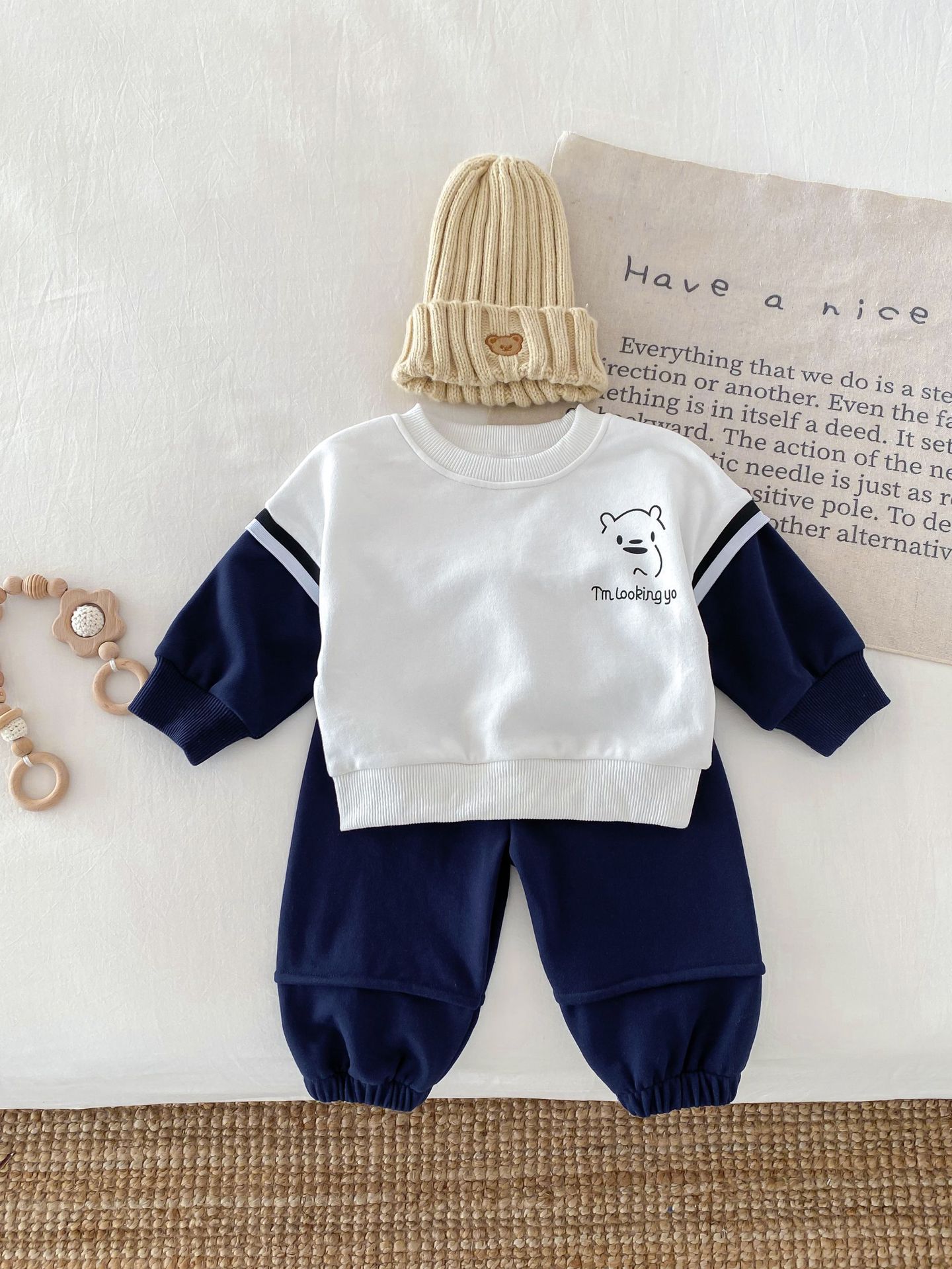 2024 new children's clothing spring and autumn infant Korean style bear expression stitching round neck sweater suit fashionable boy