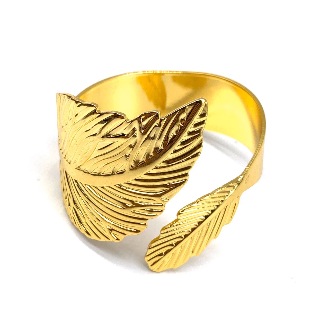 High-end hotel towel ring Golden Leaf napkin ring napkin ring metal napkin buckle mouth cloth ring wholesale