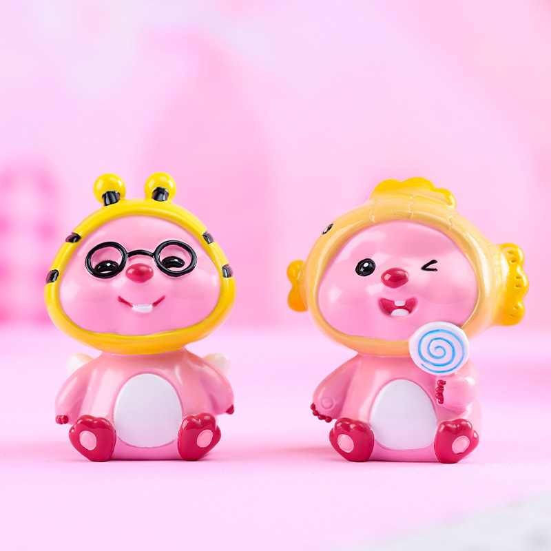 New small pink Beaver cos daily doll blind box loopy girl blind box fashion play gift desktop decoration wholesale