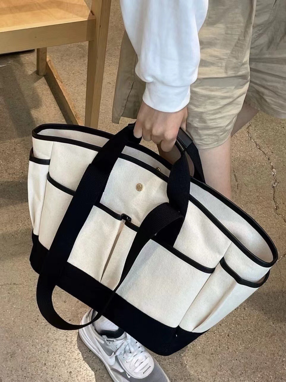 Korean-style Niche Patchwork Canvas Bag Large Capacity Multi-compartment Portable Mother and Baby Mummy Bag Practical Commuter Tote Bag_voghion.com