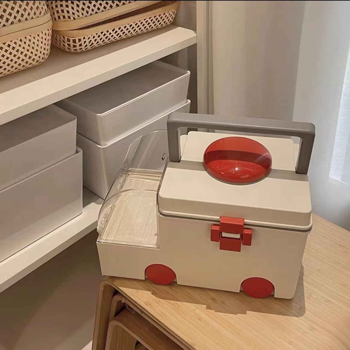 Creative Household Medicine Box Drug Storage Box Medical Case Portable Large Storage Box Ambulance Large Capacity Plastic