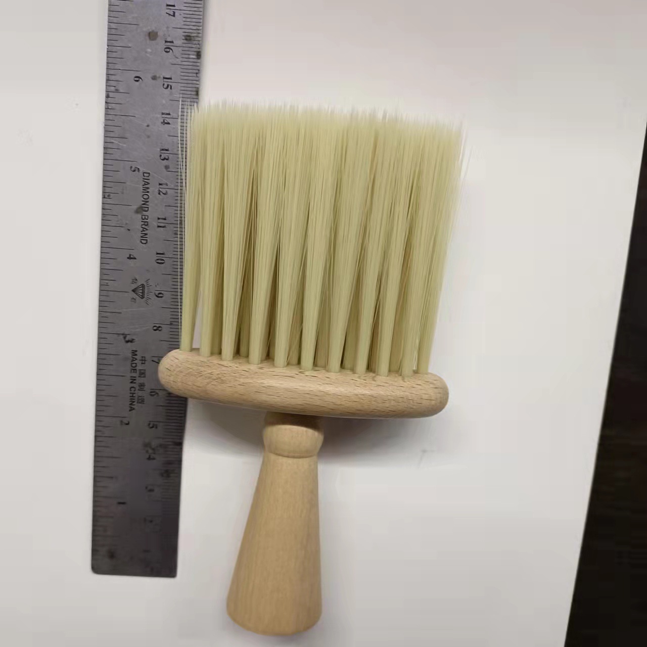 Solid Wood car interior dust removal brush cleaning tool air conditioner air outlet cleaning brush interior gap dust removal artifact