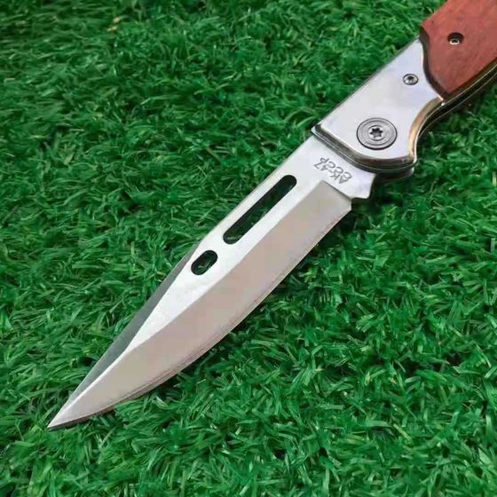 Factory wholesale outdoor folding knife camping multi-purpose knife high hardness portable folding knife outdoor survival knife
