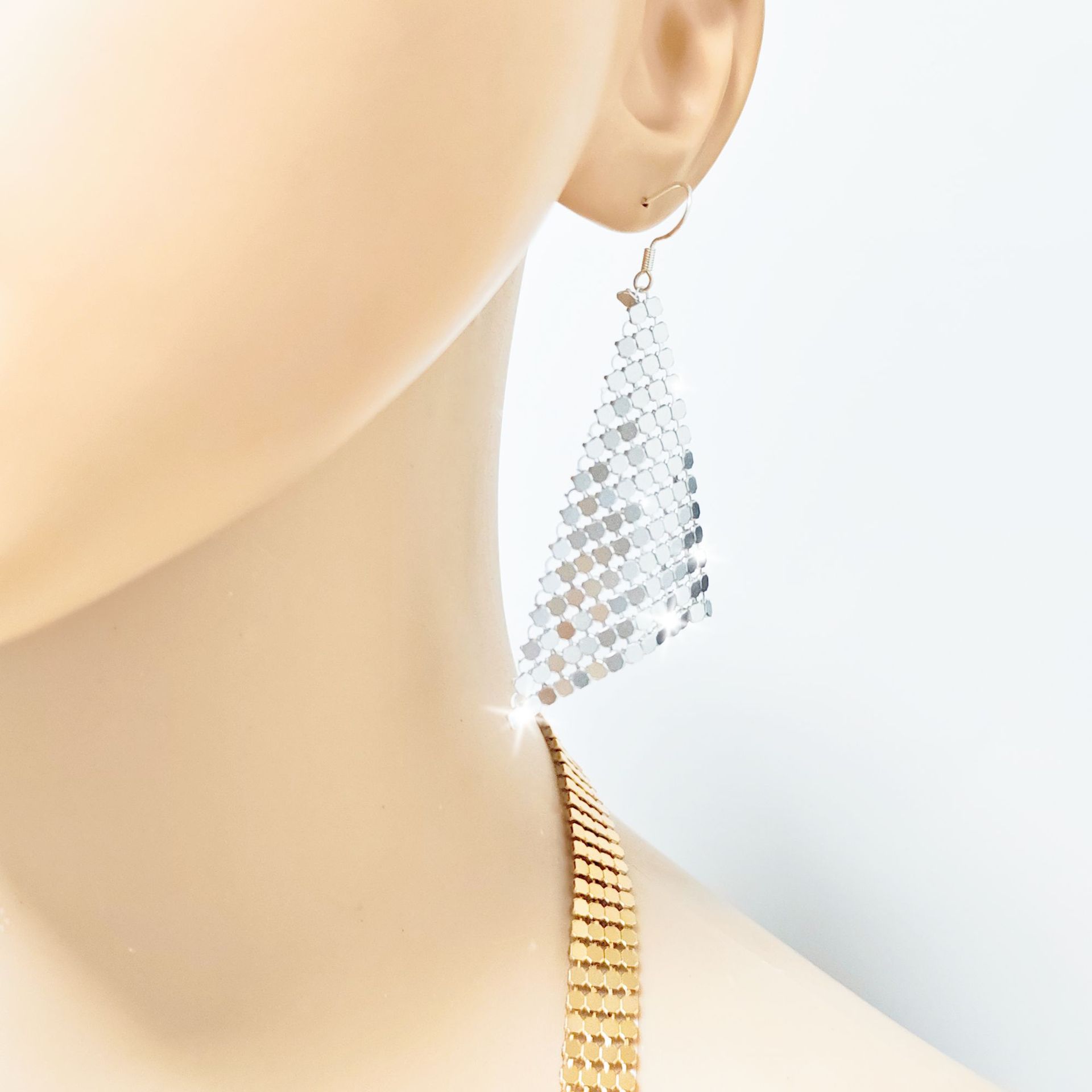 Amazon fashion all-match small triangle variable sequin earrings 925 silver needle exaggerated earrings jewelry factory wholesale