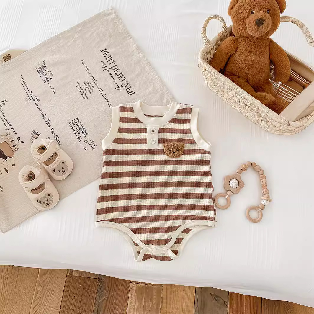 Baby clothes summer thin vest sheath female baby boy jumpsuit full moon super cute triangle romper summer