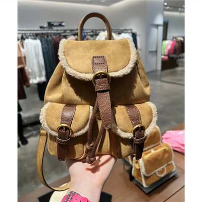 Retro velvet pocket backpack South Korea niche suede casual girls' backpack autumn and winter New versatile stitching schoolbag