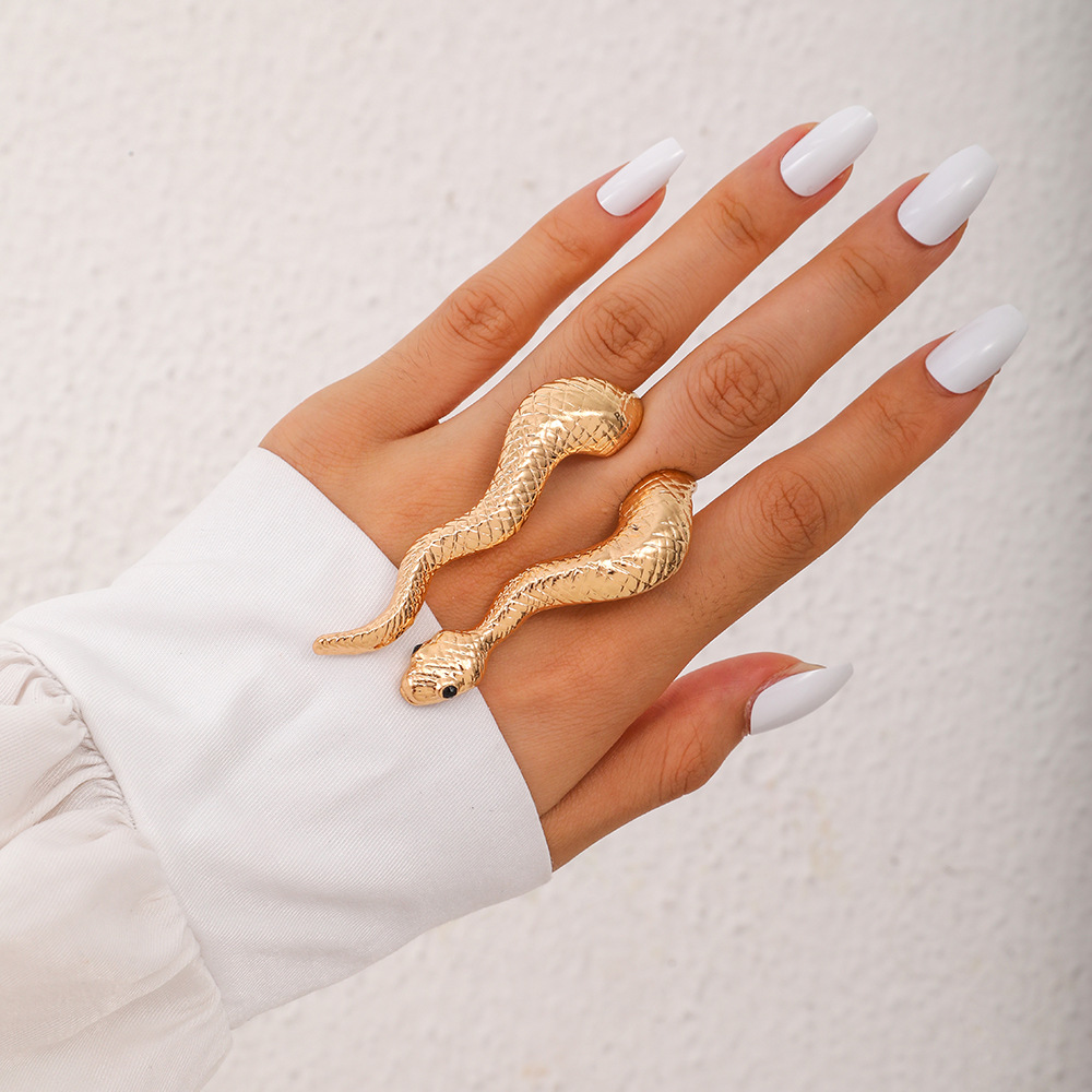 欧美跨境新款个性时尚蛇形戒指欧美夸张金银色蛇元素戒指指环首饰