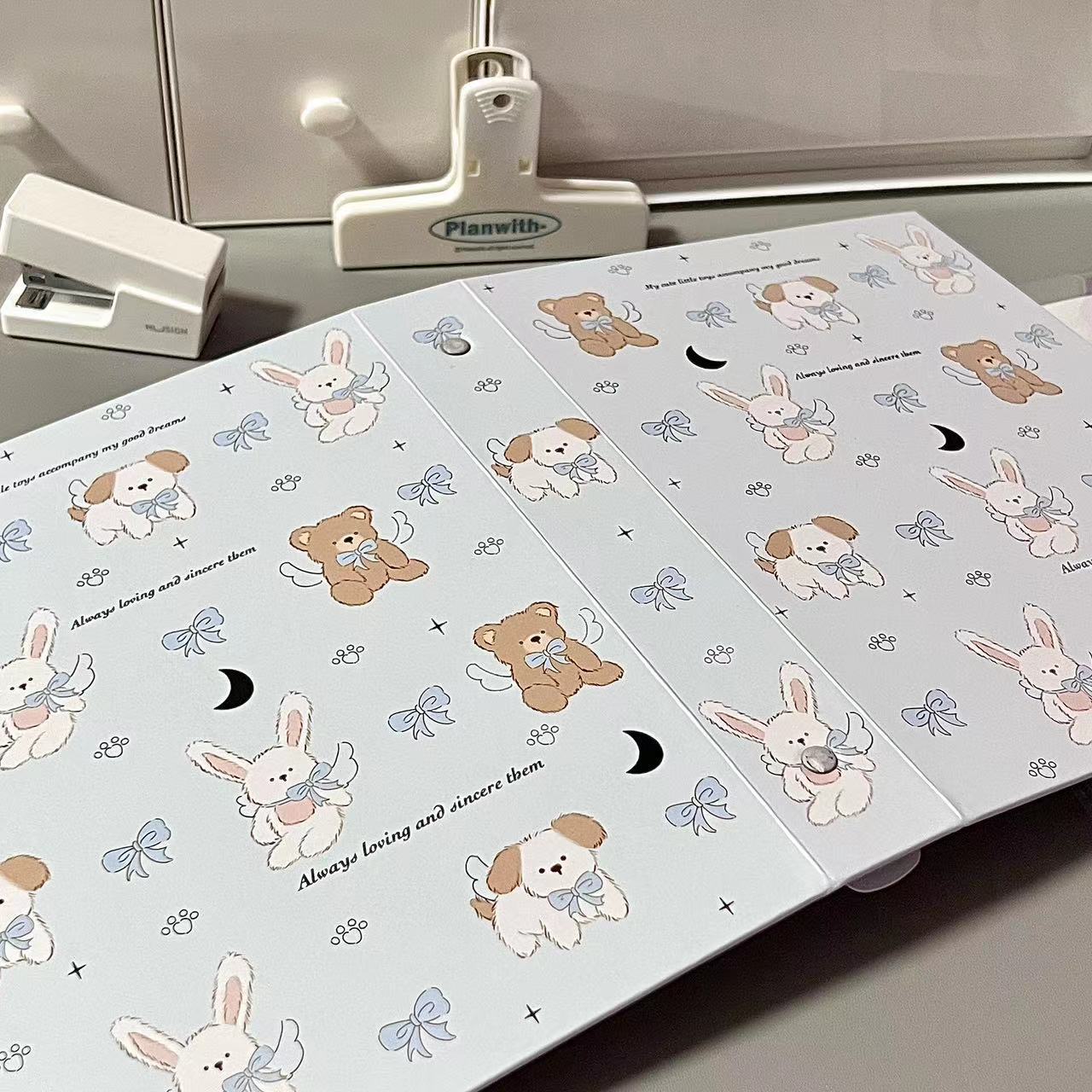 Chanel style Korean style cute bear bear four grid card book A5 advanced photo small card storage book card book Simple