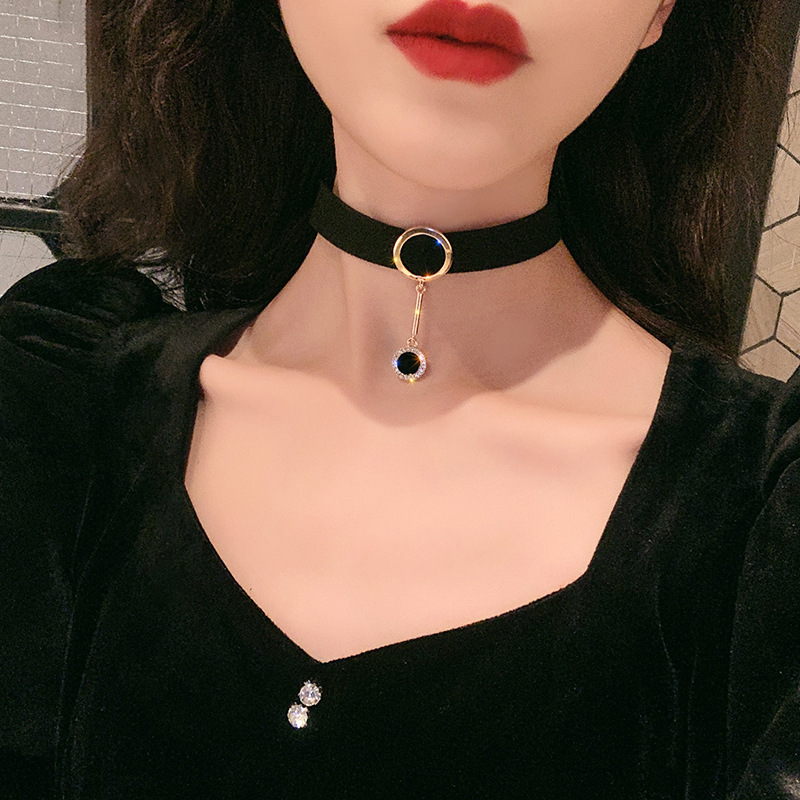Simple design European and American sexy clavicle chain necklace chocker women's neck jewelry neck strap short online celebrity necklace