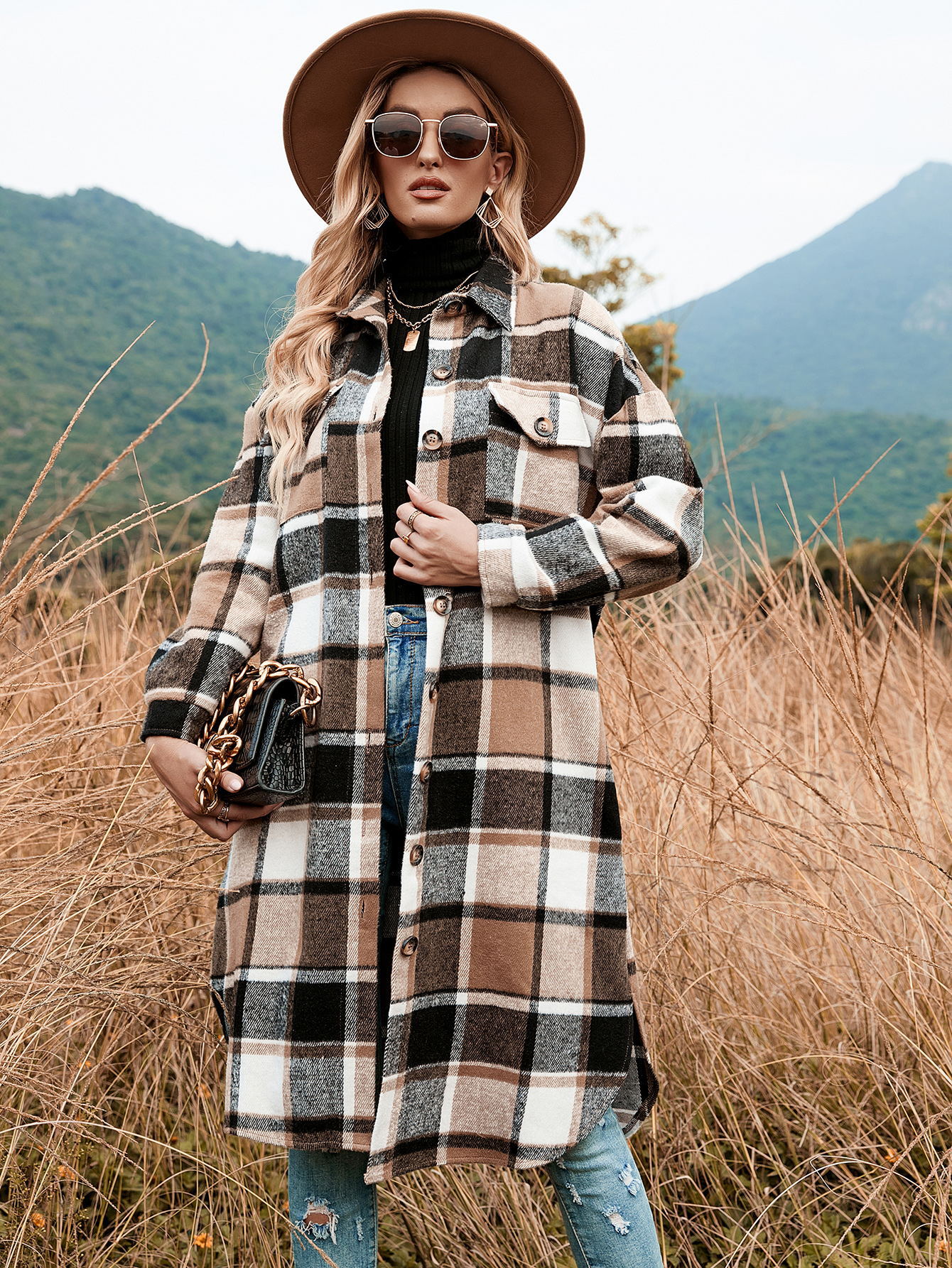 2022 autumn and winter European and American temperament windbreaker coat side slit lapel loose woolen plaid shirt coat in stock_voghion.com