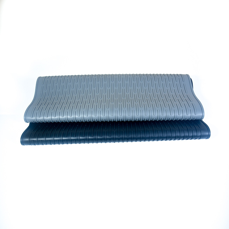 Amazon Hot Sale Silicone Drain Mat Non-Slip Heat Insulation Mat Kitchen Tableware Stove Mat Daily Supplies Silicone Drain Mat