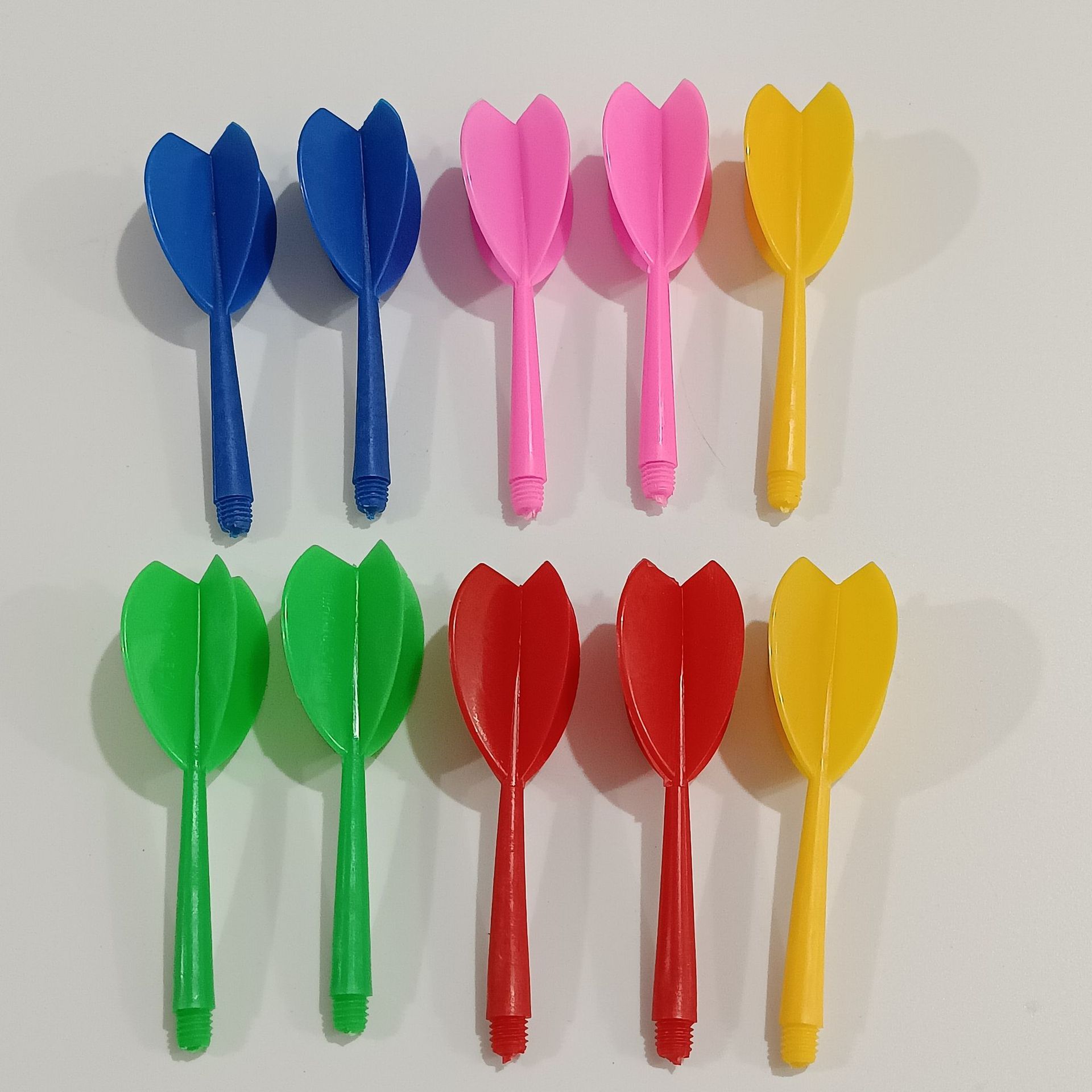 6mm thread diameter one-piece dart tail multi-color selection plastic one-piece dart tail