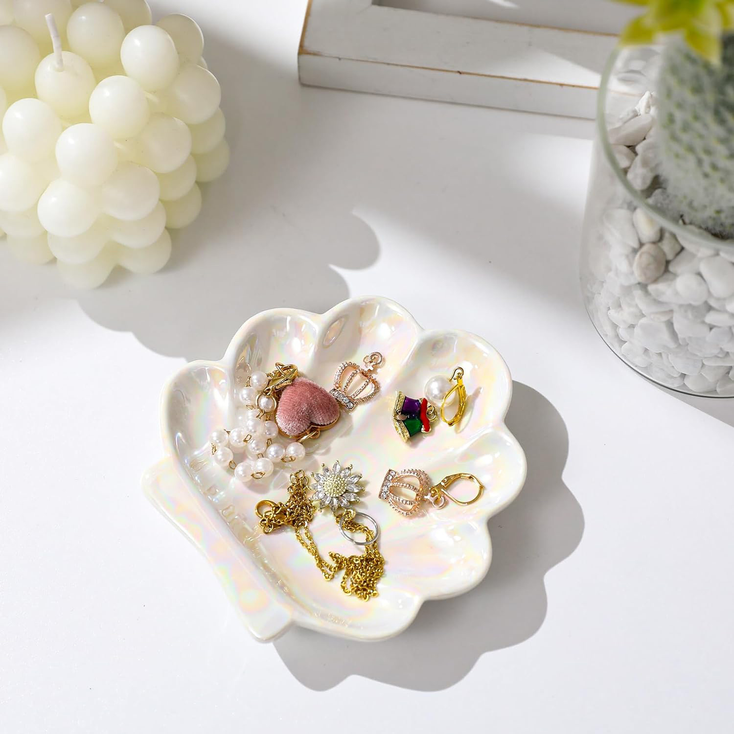 Ceramic shell plate cross-border European creative simple irregular fruit plate small plate jewelry storage decorative plate
