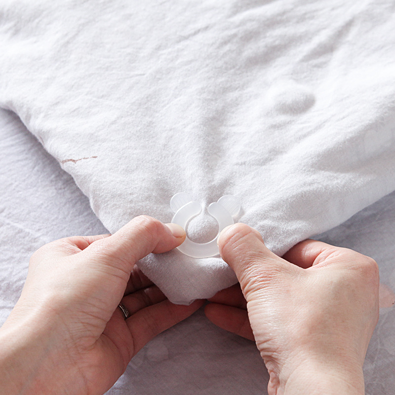Household quilt cover non-slip transparent holder safety needle-free invisible bed sheet holder factory direct wholesale