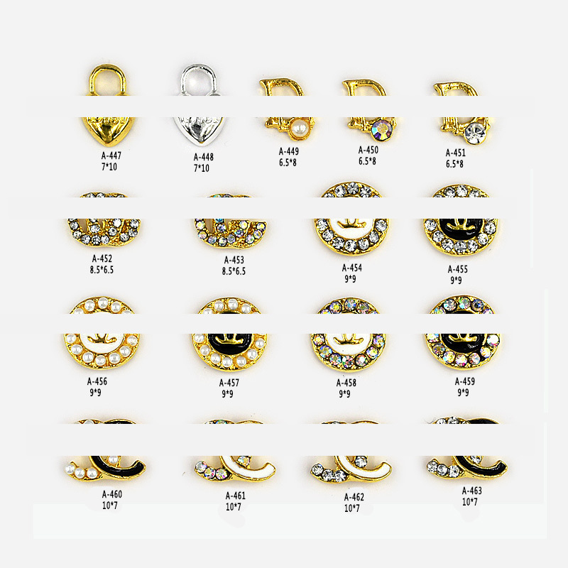 Rich family daughter gold with nail art jewelry small fragrance light luxury diy nail decoration big alloy jewelry mixed wholesale