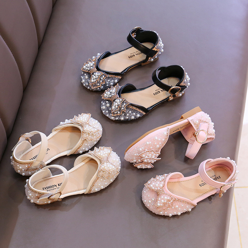 Girls' Sandals 2024 Spring and Summer New Pearl Soft Sole Children's Shoes Big Children's Princess Shoes Spring Girls Leather Shoes