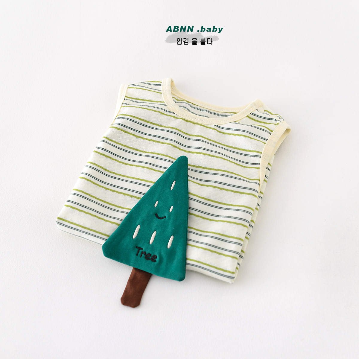 Baby jumpsuit summer men and women baby Korean green striped cartoon small tree cool newborn sleeveless clothes