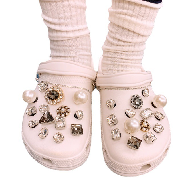 Shoes Diamond inlay diamond patch shoes accessories shoes high hole shoes decorative buckle cute three-dimensional flower accessories shoe buckle