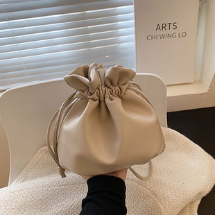 Korean Style Fashionable Drawstring Bucket Bag Internet Popular Casual Cute Mini Crossbody Small Bag Stylish Soft Leather Solid Color Shoulder Bag