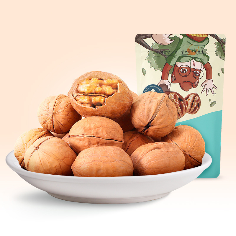 [Three squirrel paper walnut 120g] daily snack nuts fried specialty dried fruit thin walnut