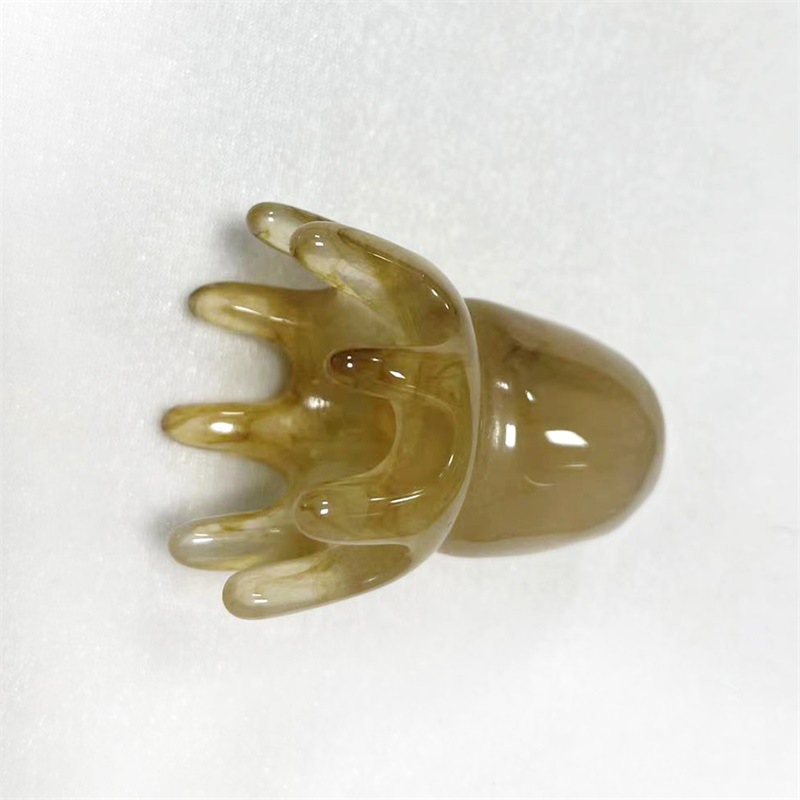 Beeswax resin scraping handle Meridian comb small monster massage comb octopus head massage scraping board wholesale