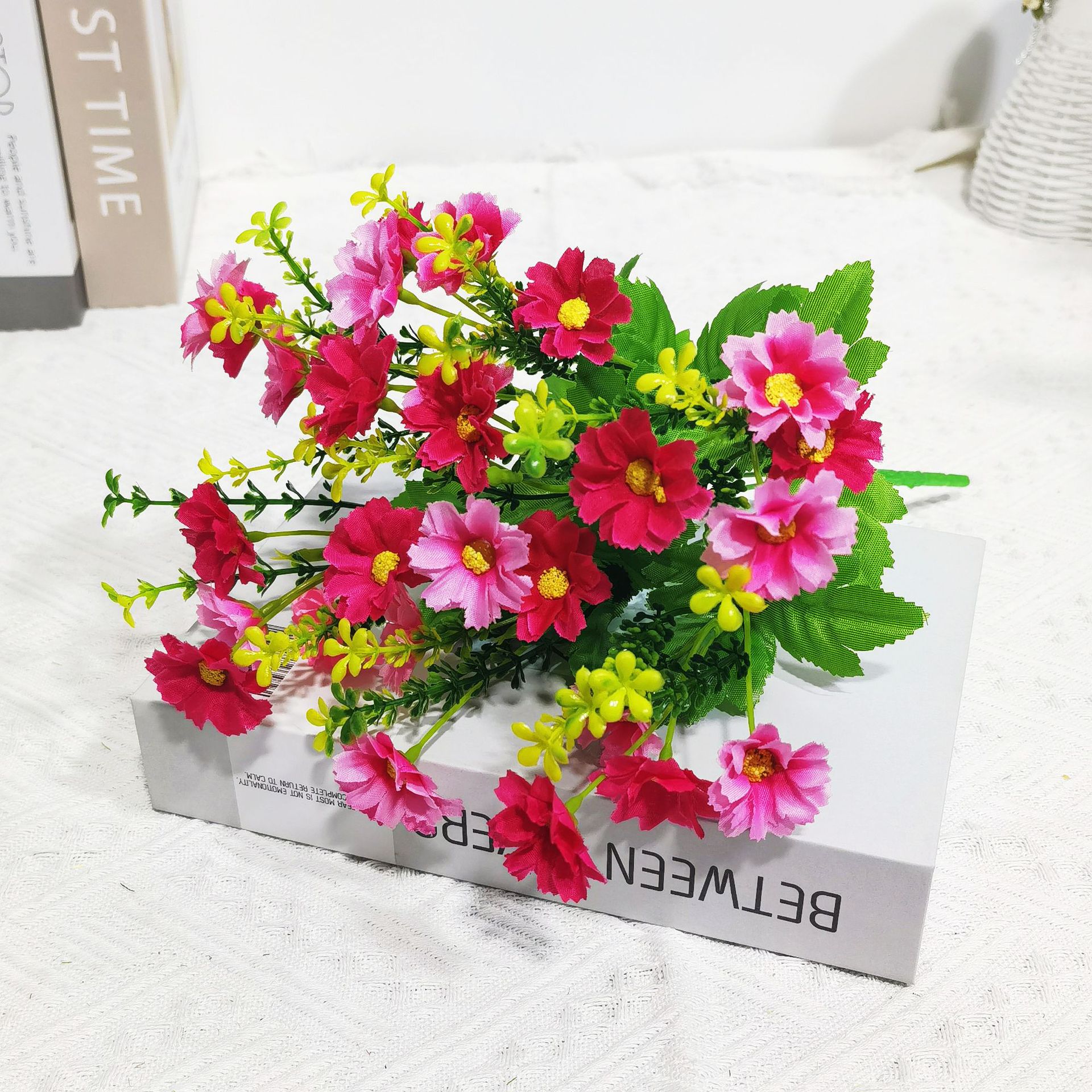 Artificial Flower Fake Flower 28 Head Jumping Orchid Daisy Decorative Flower Silk Flower Plastic Flower Cloth Flower Outdoor Engineering Chrysanthemum