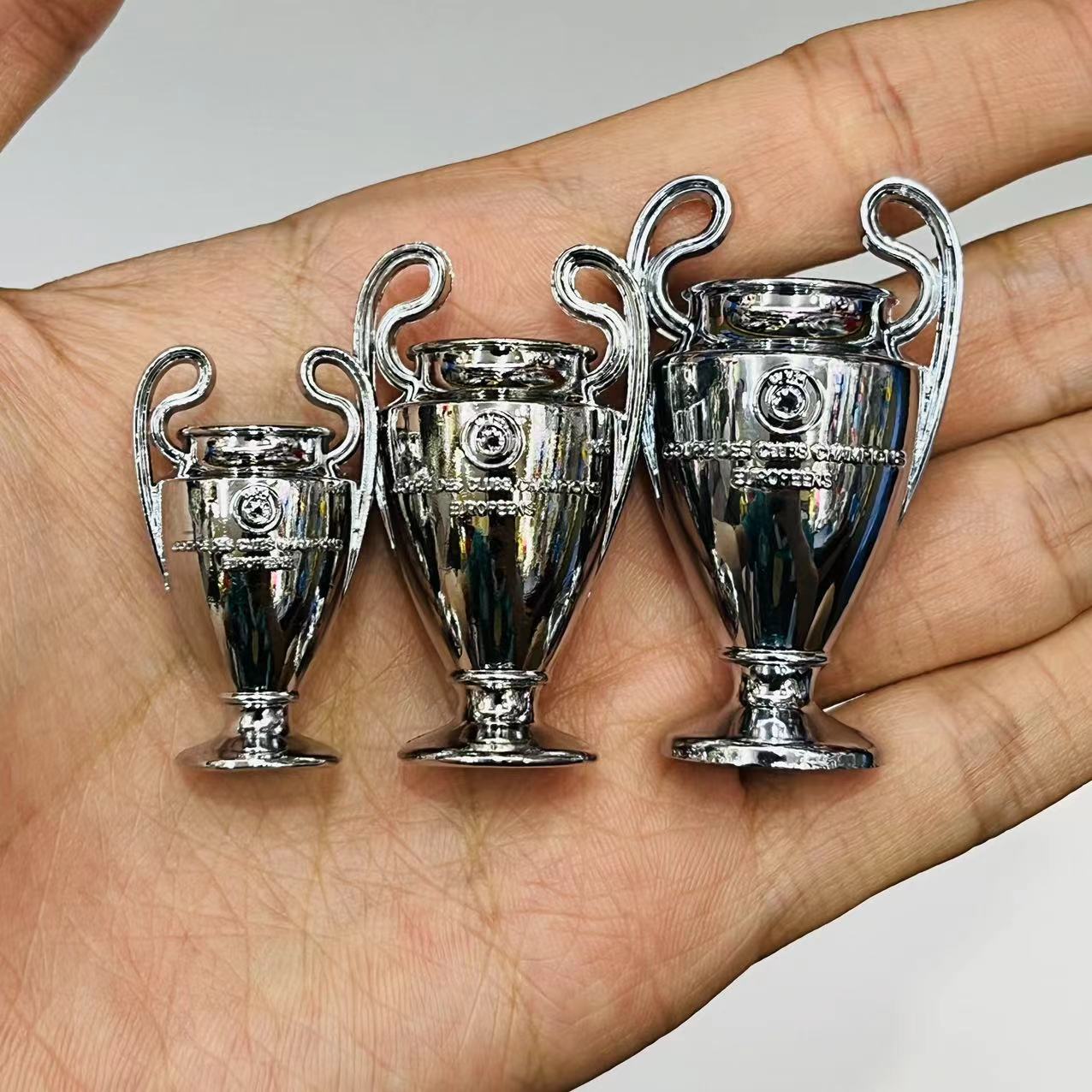 Mini Zinc Alloy Trophy Ornaments Keychain Champions League Premier League Serie A Bundesliga Gold Boots Gold Ball Gold Cup Souvenir
