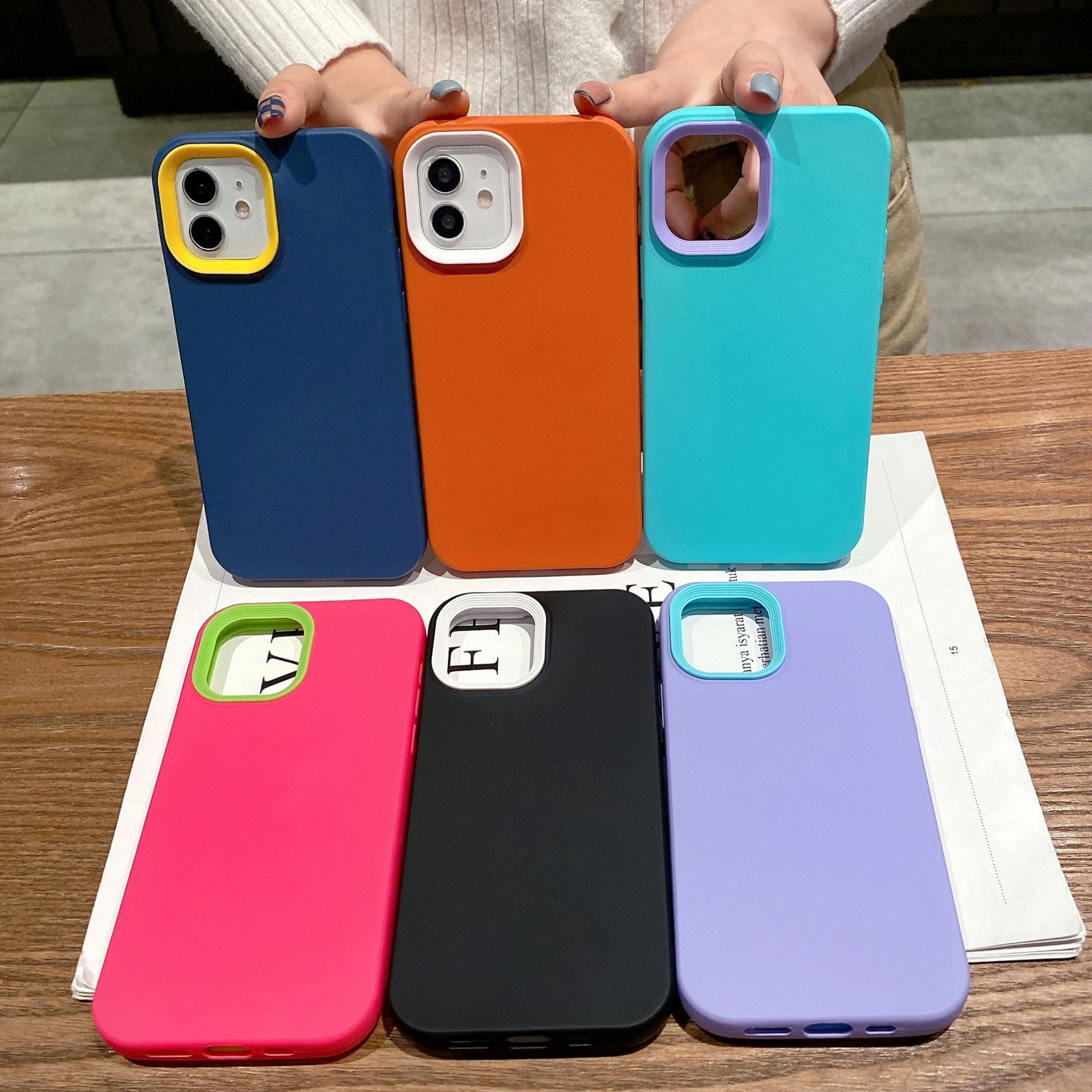 簡約糖果色三合一適用iPhone13/14Promax蘋果15手機殼11/12硅膠套