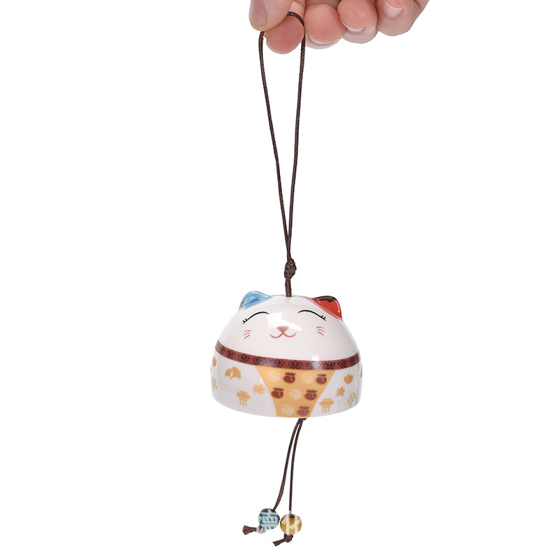 Creative ceramic wind chimes wholesale cute lucky cat bell pendant furniture cat pendant Park Scenic souvenirs