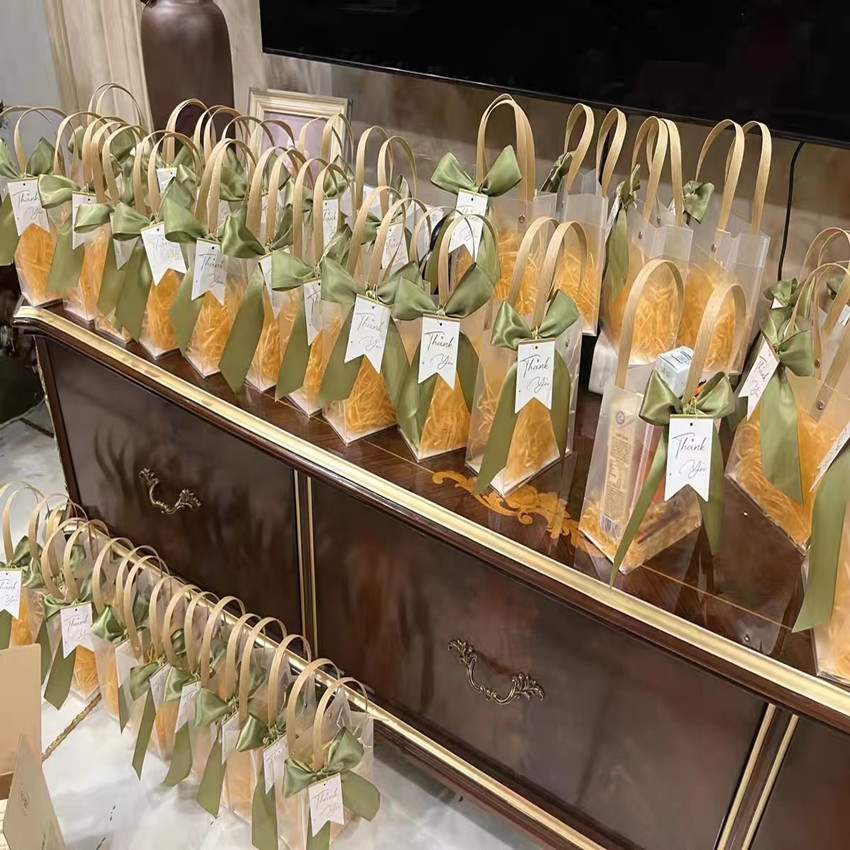 Kindergarten Children's Birthday Gift Bag Christmas High-grade PVC Handbag Transparent Graduation Gift Bag