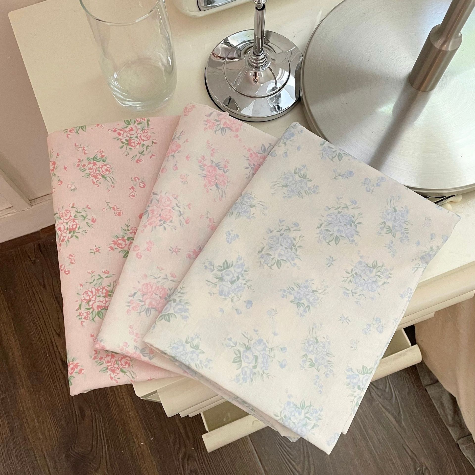 Cotton Korean ins Style Fabric Small Fresh Style Small Floral Rose Printed Parity Clothing Women's Clothing Children's Clothing Fabric