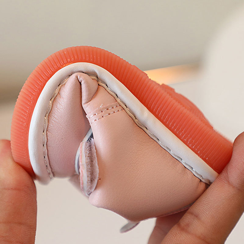 A generation of spring baby shoes princess shoes men's and women's soft-soled baby toddler shoes 0-1 years old 2 call shoes will ring