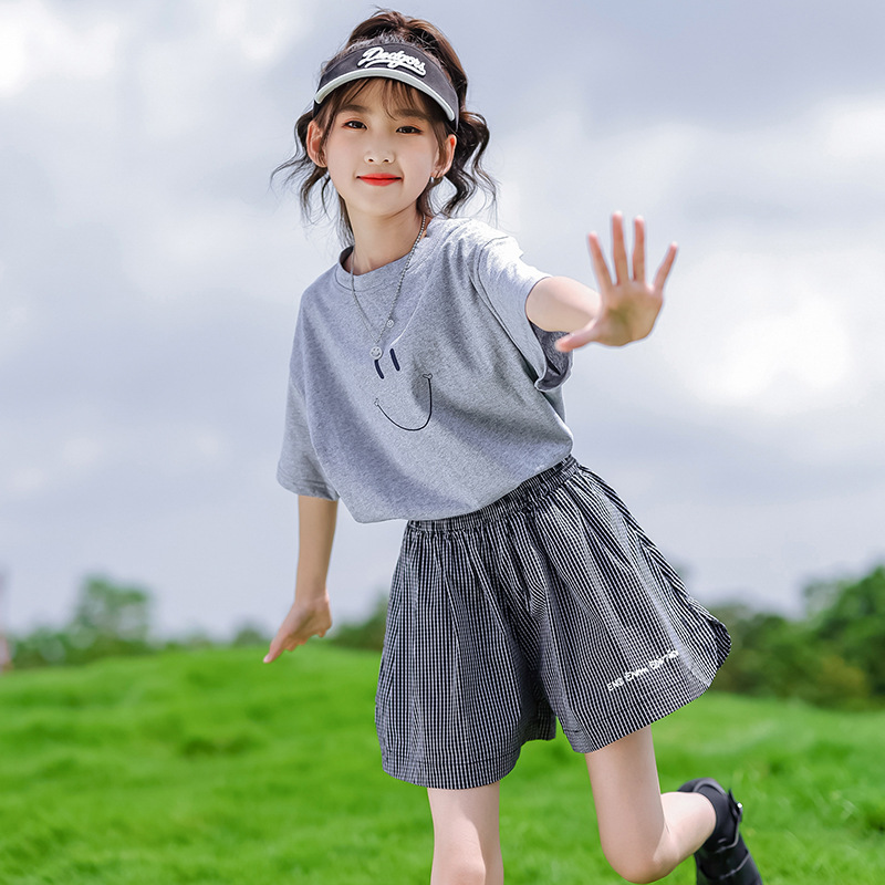 夏季新款女童套装夏装中大童韩版笑脸短袖洋气短裤时髦两件套