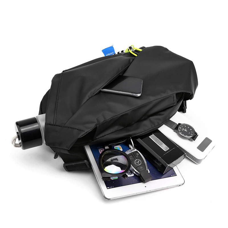 Cross-border New Spot Small Chest Bag Men's Casual Sports Crossbody Bag Fashionable Street Trendy Shoulder Bag Men's Bag
