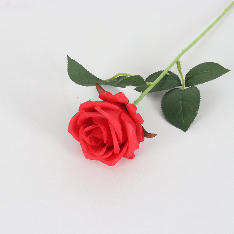Hot sale simulation small Paris Snow Mountain Red Rose Tanabata Valentine's Day home wedding decoration simulation flowers fake flowers wholesale