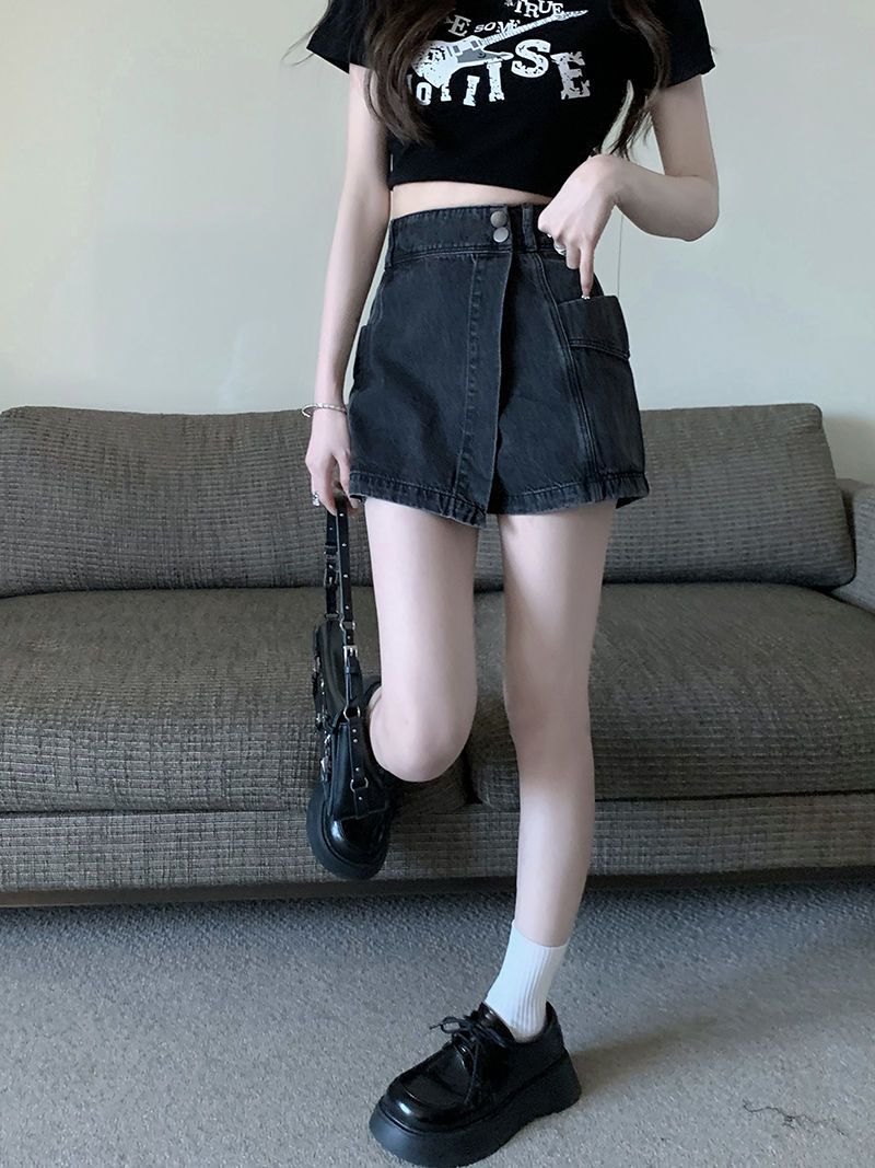 Vintage American Style Spice Girl Denim Shorts Women's 2023 Summer New High Waist Loose Slimming Hip Covering Design Sense Culottes