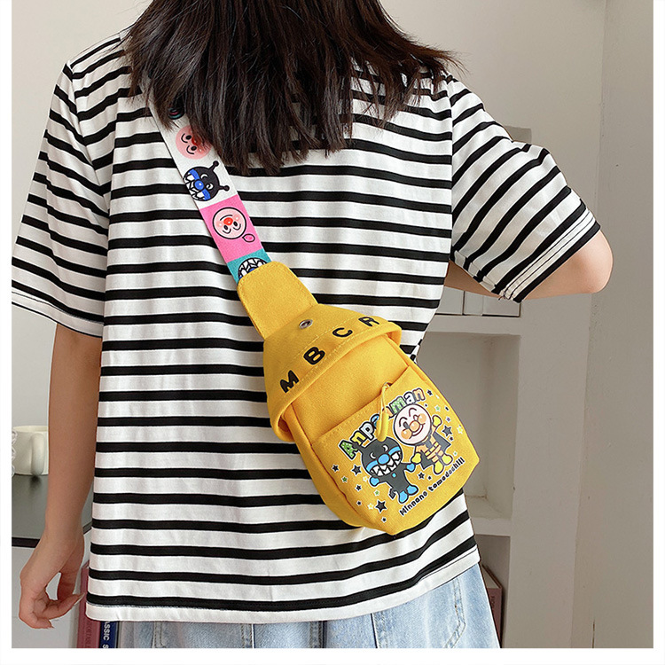 New Super Cute Bread Superman Bag Boys' and Girls' Chest Bag Crossbody Bag ins Super Popular Cartoon Shoulder Bag Mobile Phone Bag