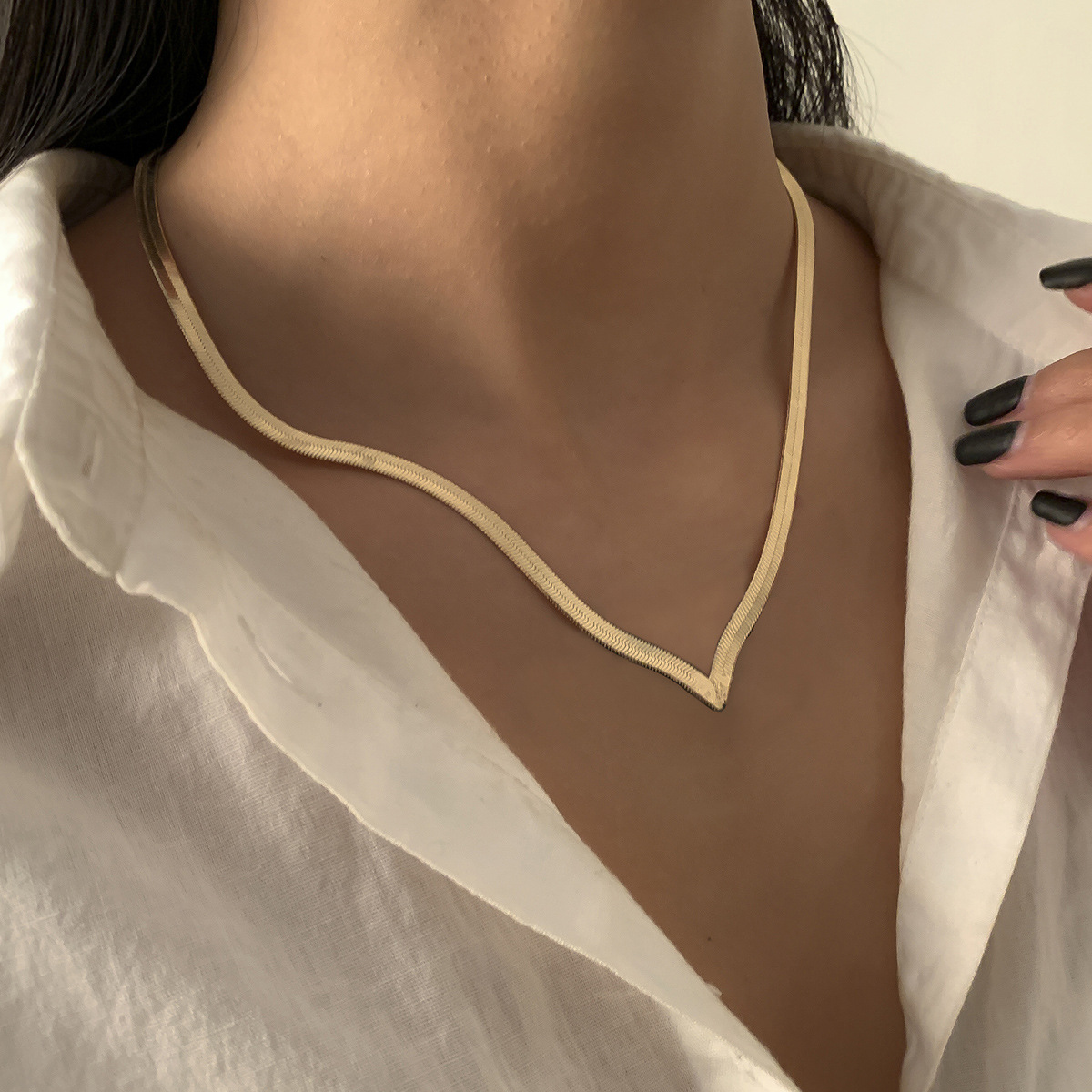 European and American Cross-border Jewelry Hip-hop Style Flat Snake Bone Chain Necklace Retro Simple Geometric V-shaped Necklace earrings