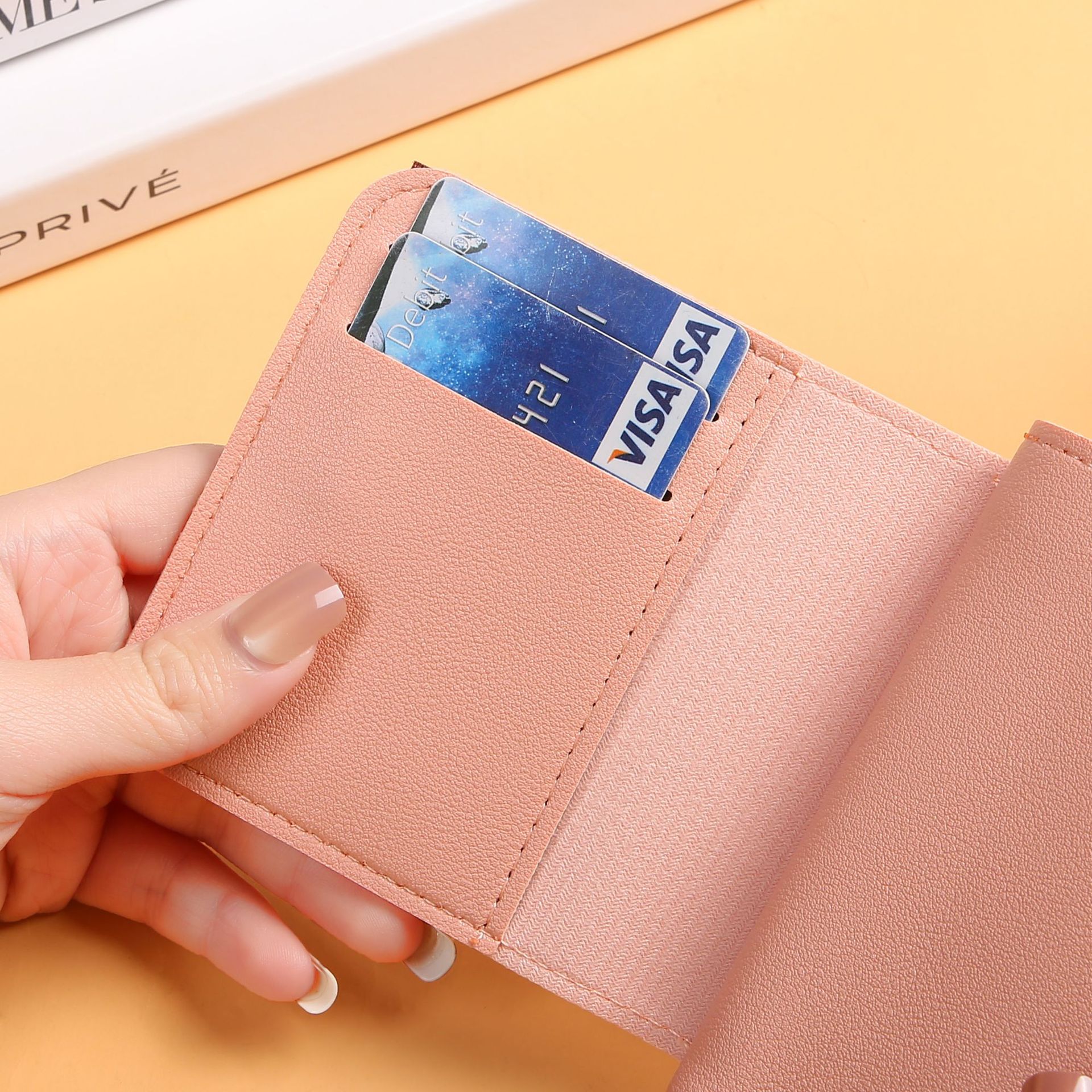2023 new retro simple women's short wallet foreign trade women's short wallet multi-functional women's three-layer bag