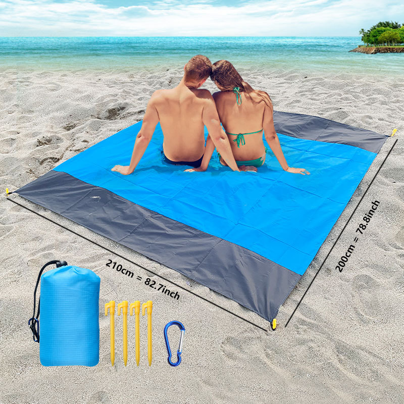 Spot Outdoor Camping Picnic Mat Waterproof Foldable Pocket Beach Mat Polyester Plaid Beach Camping Mat