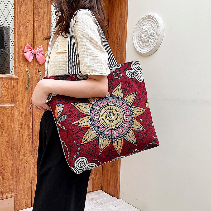外国貿易のレトロな新しい刺繍のキャンバスの布のカバンの女性のショルダーバッグのファッションの女性のカバンのミャンマーのタイの大きい花のシンプルなカバン|undefined