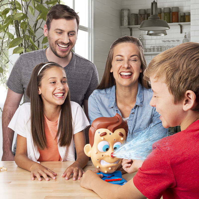 Cross-border trick toy squeeze acne water spray desktop game parent-child interaction spoof the whole person reduce decompression creative gift